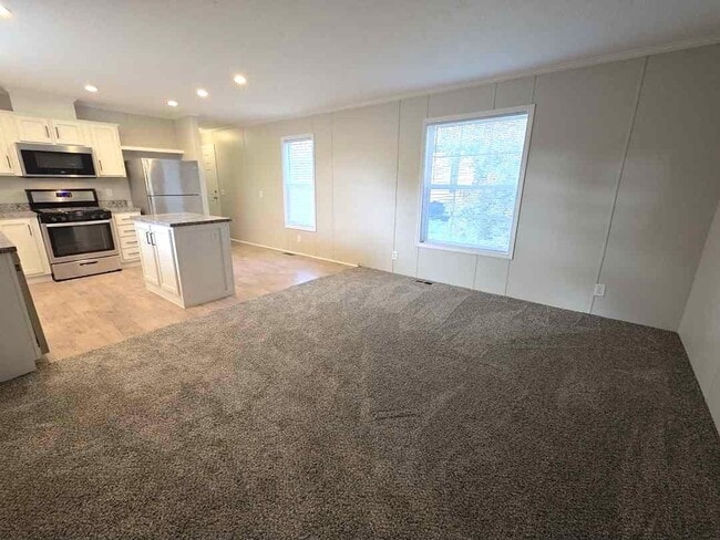 3653 Pinoak St in Village of Clarkston, MI - Building Photo - Building Photo