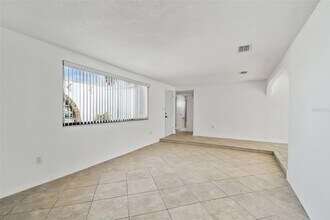 3248 Rock Valley Dr in Holiday, FL - Building Photo - Building Photo