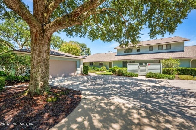 property at 10 Little Bay Harbor Dr