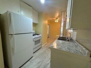 1402 Gustav St in Houston, TX - Building Photo - Building Photo
