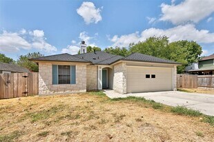 610 Basil Dr in Buda, TX - Building Photo