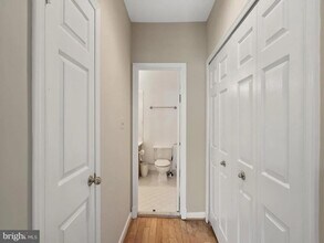 10802 Antigua Terrace in North Bethesda, MD - Building Photo - Building Photo