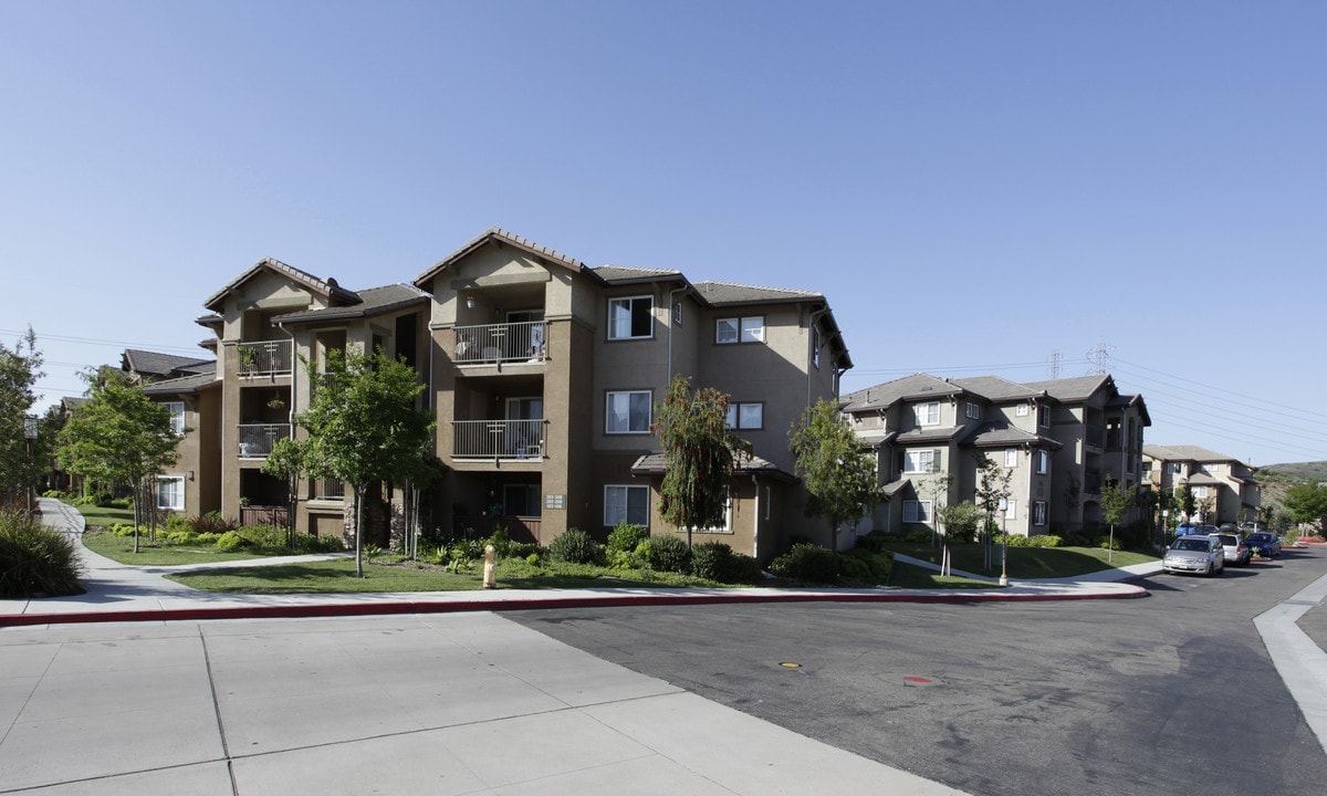 Copper Creek Apartment Homes in San Marcos, CA - Building Photo