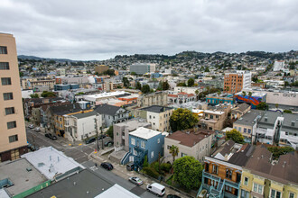 988-992 Capp St in San Francisco, CA - Foto de edificio - Building Photo