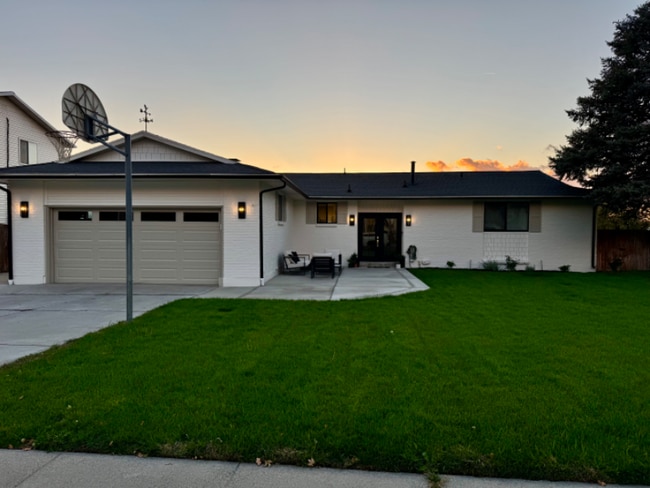 10852 S Star Pine Dr