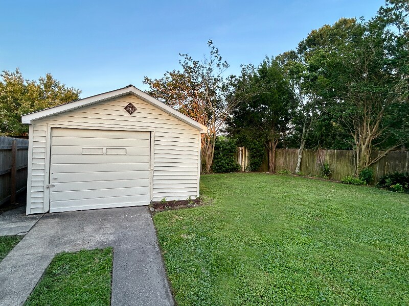 1115 Division Street in Metairie, LA - Building Photo