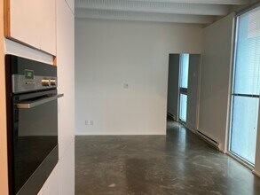 219 E Georgia St in Vancouver, BC - Building Photo - Building Photo