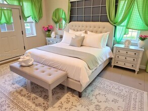 7601 NW 13th St in Pembroke Pines, FL - Building Photo - Building Photo