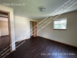 13560 McLeish St in Millersport, OH - Building Photo - Building Photo