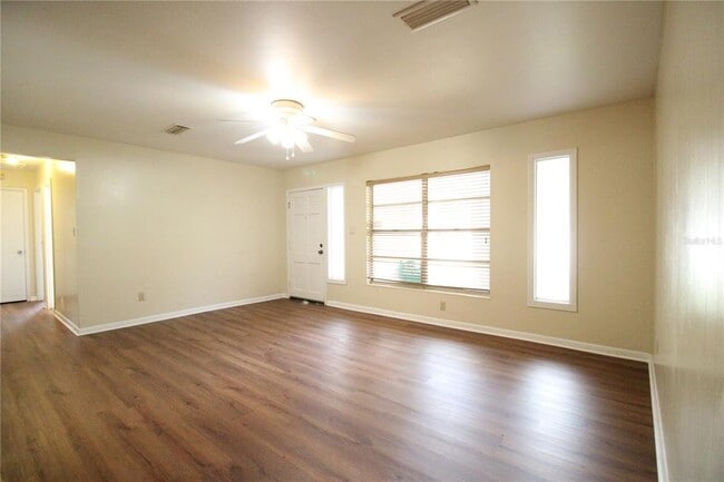 1714 NW 38th St in Gainesville, FL - Building Photo - Building Photo