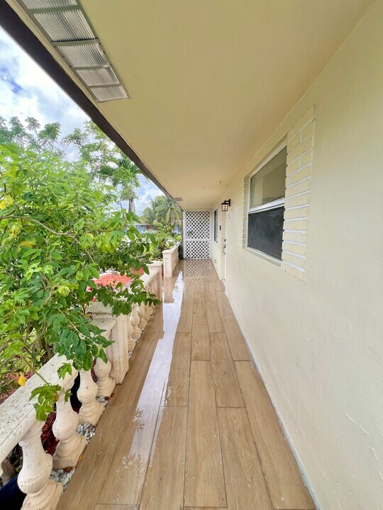7021 SW 19th Mnr in Pompano Beach, FL - Building Photo