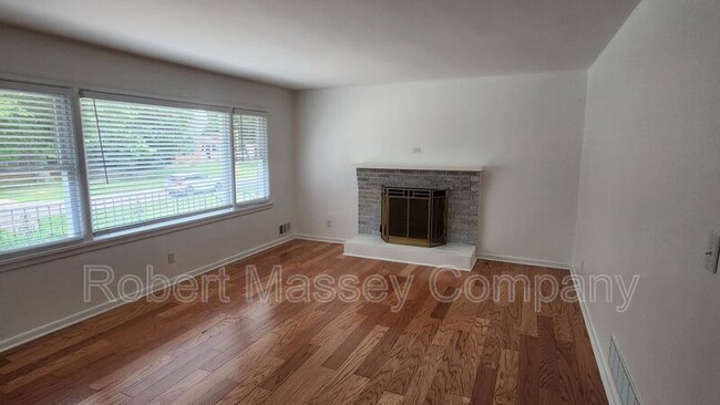 3127 Michael Dr in Louisville, KY - Building Photo - Building Photo