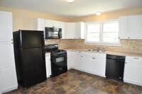 725 W Vine St photo'