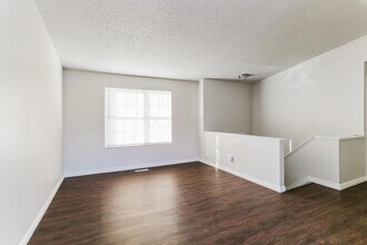 1386 Tilia Ct in Galloway, OH - Building Photo - Building Photo