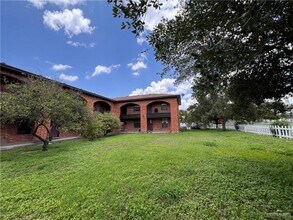 119 W 7th St-Unit -9 in San Juan, TX - Building Photo - Building Photo