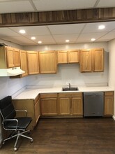 208 S Arch St, Unit A in Fremont, OH - Building Photo - Building Photo
