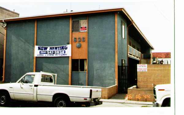 636 W 5th St in San Pedro, CA - Building Photo