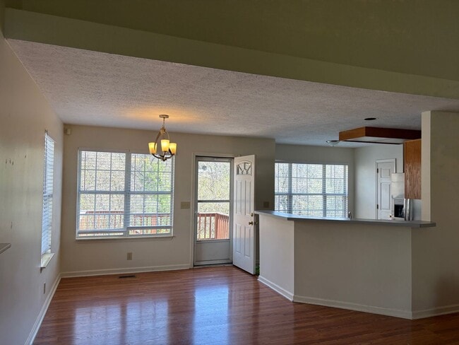 5268 Village Way in Nashville, TN - Building Photo - Building Photo