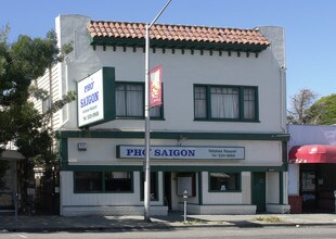 2039 MacArthur Blvd in Oakland, CA - Building Photo - Building Photo