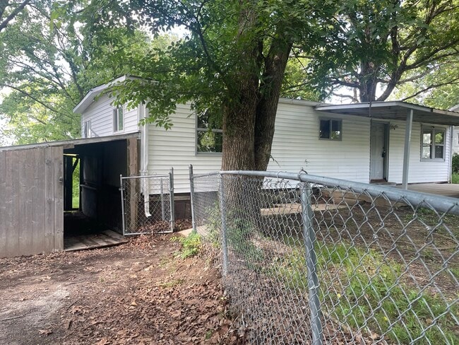 property at 687 Benton St