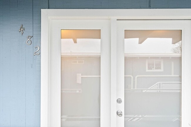 460-492 N Broadway St in Estacada, OR - Building Photo - Building Photo