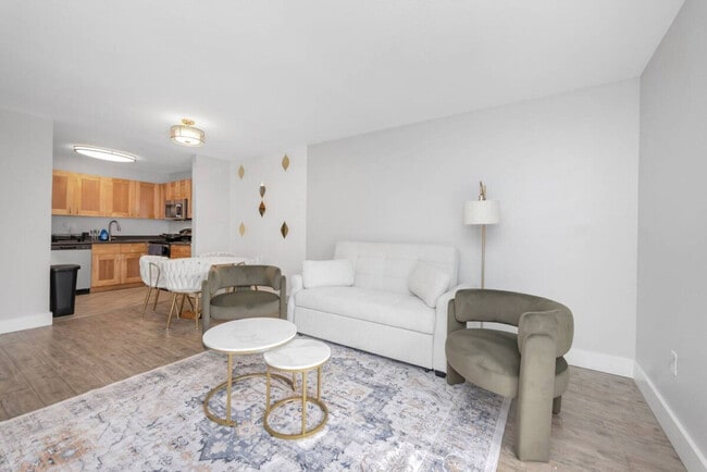 property at 4307 W Kennedy Blvd