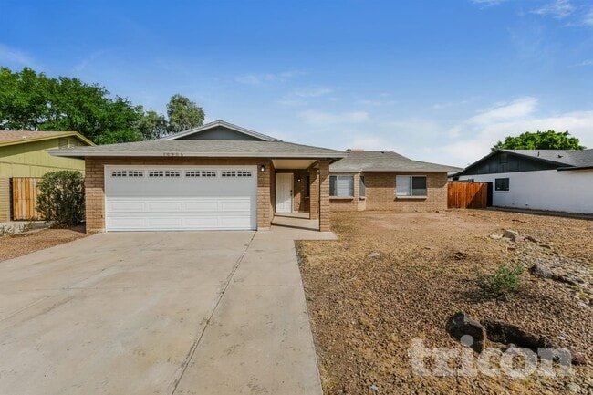 property at 10906 W Calle del Sol