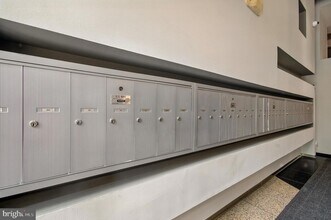 1435 Chapin St NW, Unit 4 in Washington, DC - Building Photo - Building Photo