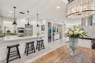 610 Marigold Ave in Newport Beach, CA - Building Photo - Building Photo