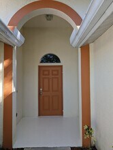 2229 Heritage Greens Dr in Naples, FL - Building Photo - Building Photo