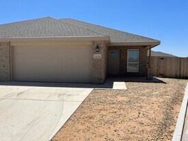 1107 N Englewood Ave in Lubbock, TX - Building Photo