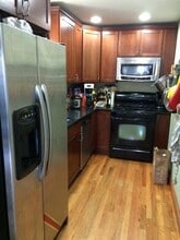 241 W 3rd St in Boston, MA - Building Photo - Building Photo