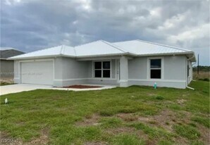 634 Royce Rd in La Belle, FL - Building Photo