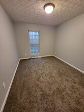 2758 Valley Green Dr in Gainesville, GA - Building Photo - Building Photo