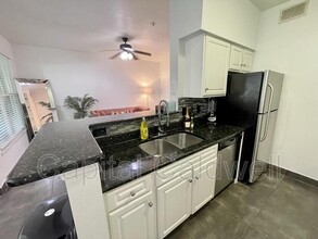 1810 E Palm Ave in Tampa, FL - Foto de edificio - Building Photo