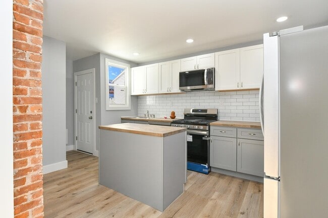 1709 48th St in North Bergen, NJ - Building Photo - Building Photo