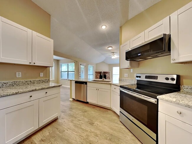 821 Bentle Ct in Cedar Hill, TX - Building Photo - Building Photo