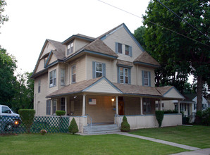 Plaza House in Nutley, NJ - Building Photo - Building Photo