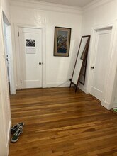 53 Manchester Rd, Unit 5 in Brookline, MA - Building Photo - Building Photo