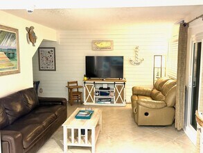 23223 Front Beach Rd in Panama City Beach, FL - Building Photo - Building Photo