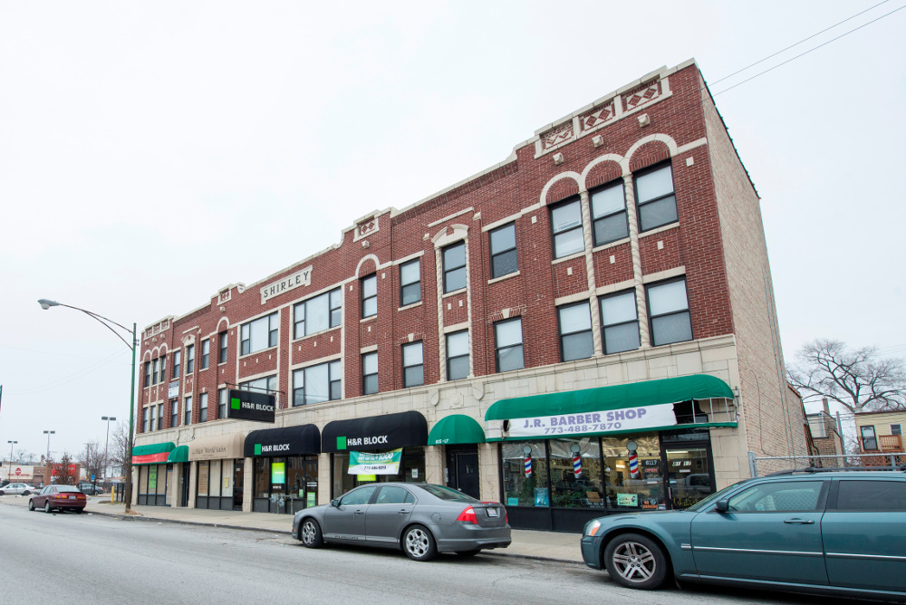 8109 S Ashland Ave in Chicago, IL - Foto de edificio