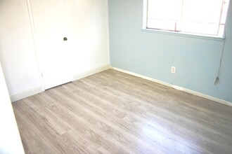 22122 Van Buren St in Grand Terrace, CA - Foto de edificio - Building Photo