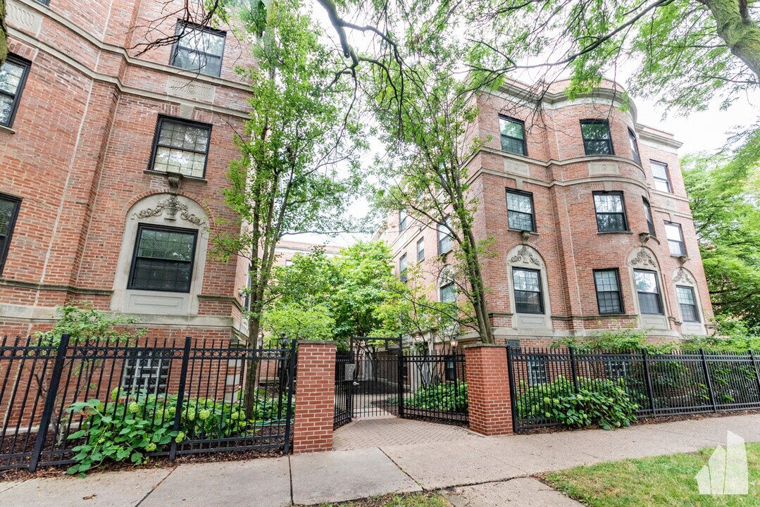 5204 S Drexel Ave in Chicago, IL - Building Photo