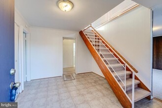 13701 Arctic Ave in Rockville, MD - Building Photo - Building Photo