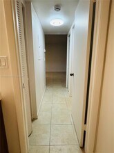 3477 NW 44th St in Lauderdale Lakes, FL - Building Photo - Building Photo