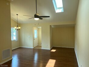43 Muller Pl in Little Falls, NJ - Building Photo - Building Photo