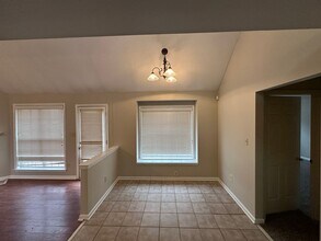10144 Lynham Dr in Cordova, TN - Building Photo - Building Photo
