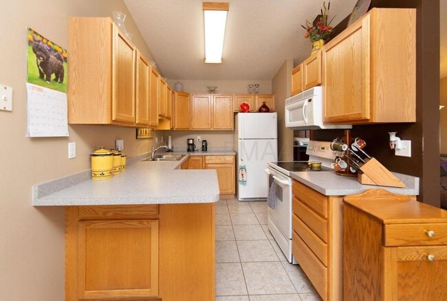 2518 Amber Valley Ct in Fargo, ND - Building Photo - Building Photo