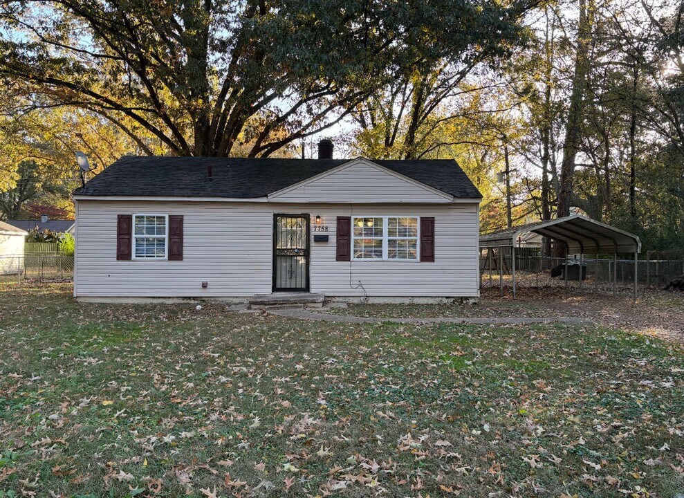 7758 Nimitz Rd in Millington, TN - Building Photo