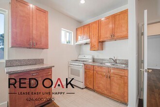 1847 1/2 W Florence Ave in Los Angeles, CA - Building Photo - Building Photo